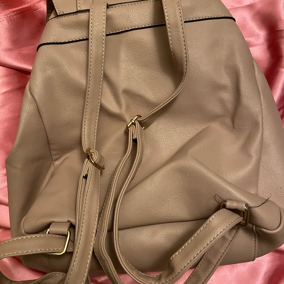 Light Pink backpack - Picture 3 of 3